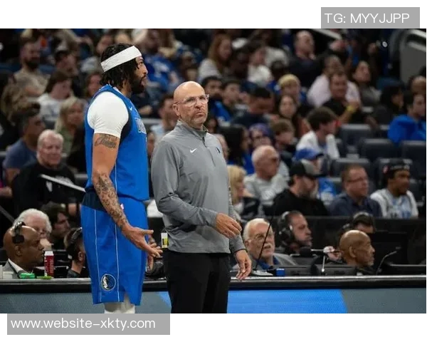 基德谈球队表现:每个人都有犯错的时刻我们将共同进步提升实力 基德谈球队表现:每个人都有犯错的时刻我们将共同进步提升实力