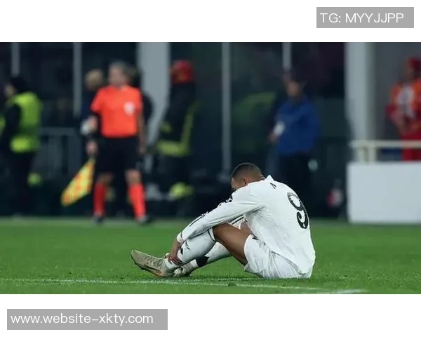 姆巴佩左膝受伤恐缺席西超杯皇马官方确认伤情严重